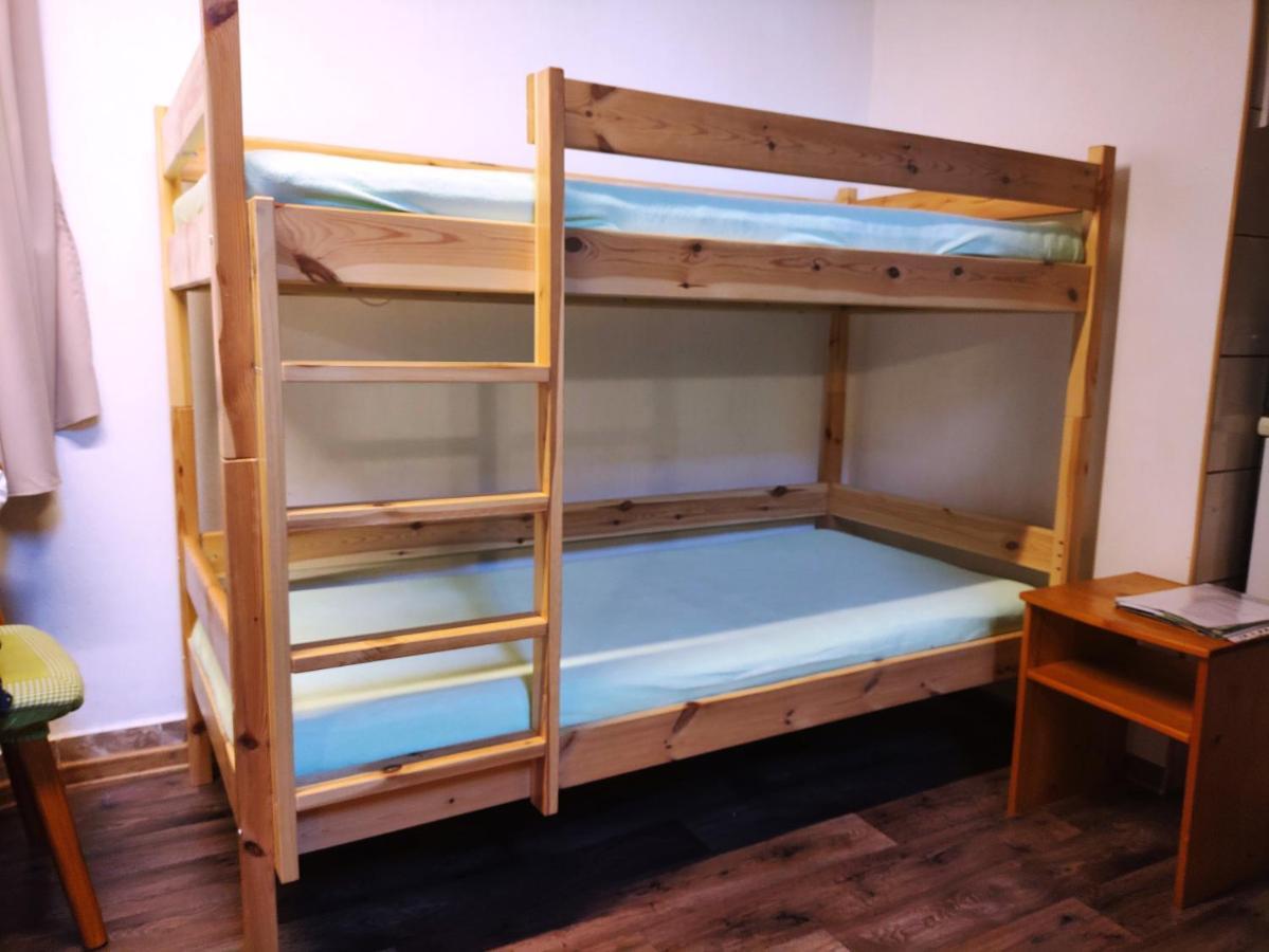 Chatka Horec Stará Lesná Екстериор снимка